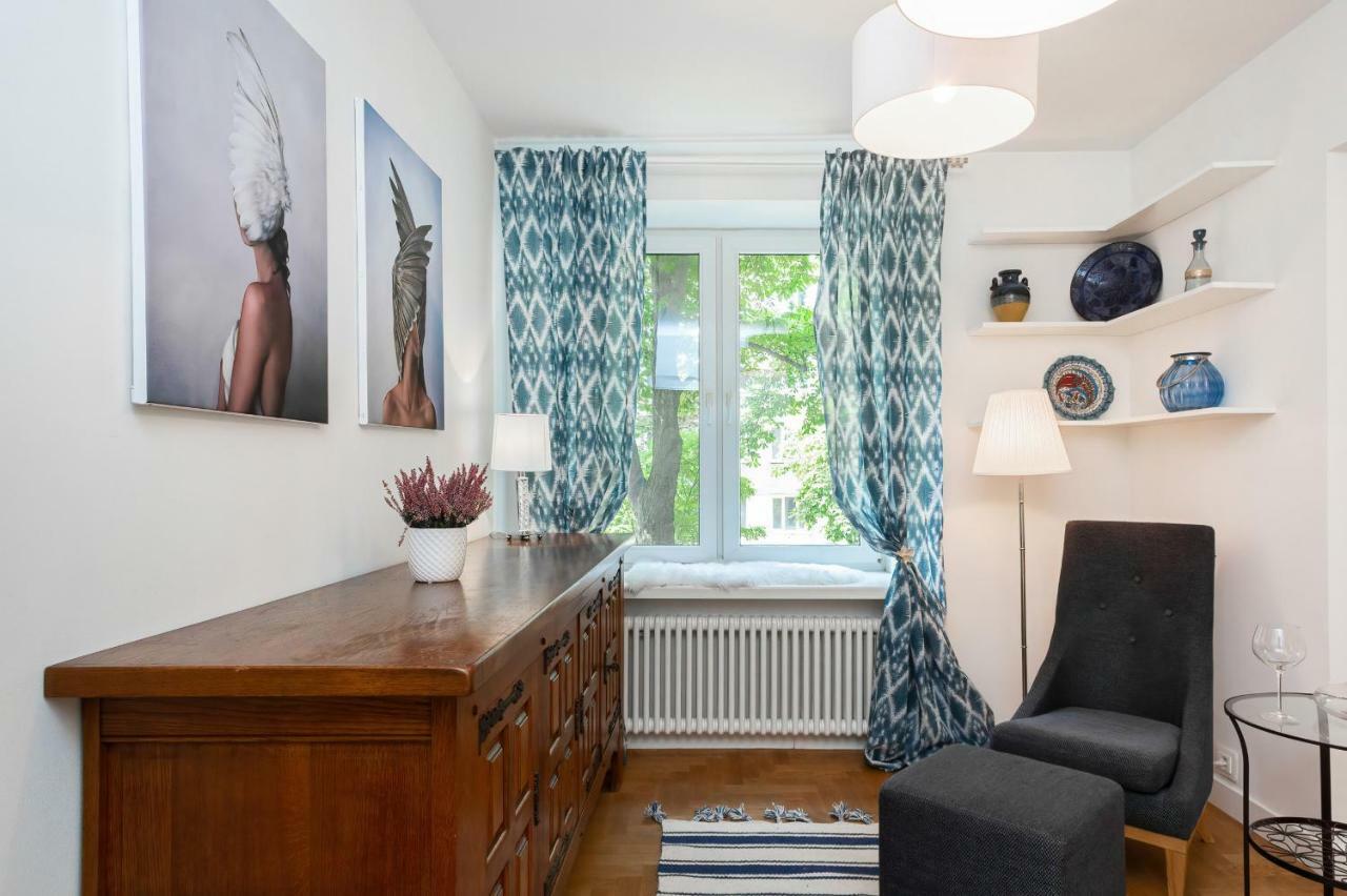 Apartment Warsaw Nowolipie By Renters Bagian luar foto