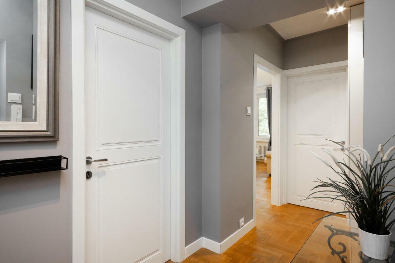 Apartment Warsaw Nowolipie By Renters Bagian luar foto